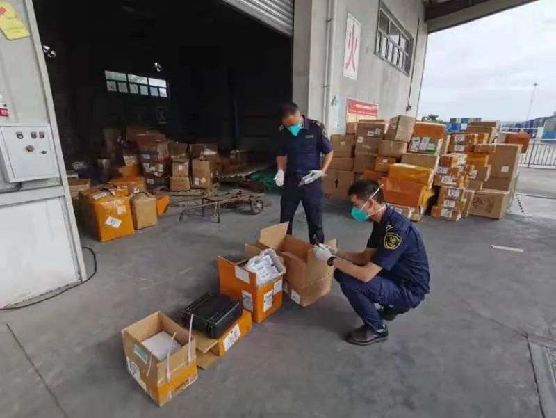 鋰<a href='http://www.globalmedical.cn' title='電池海運(yùn)' >電池海運(yùn)</a>